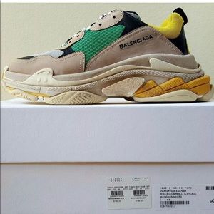 Balanciaga triple S